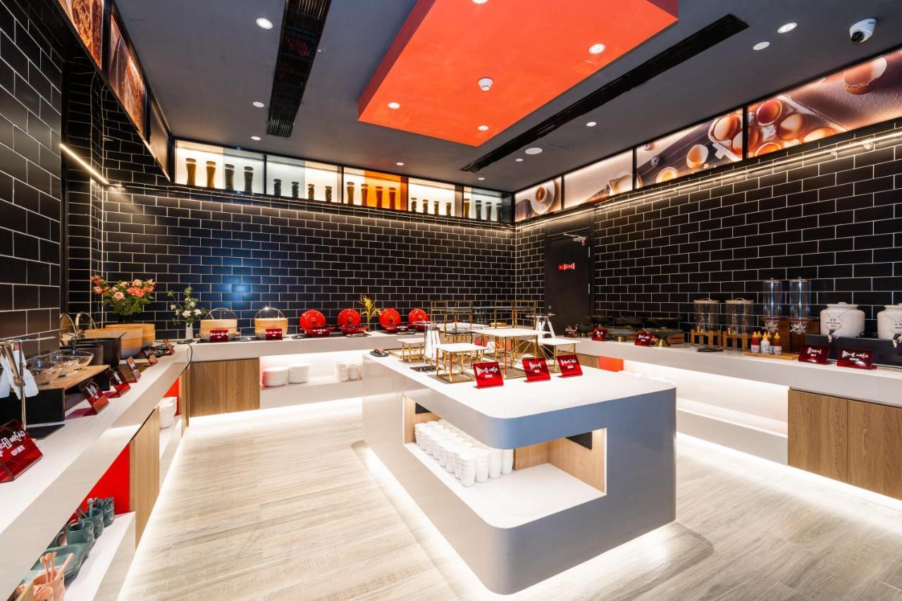 Ibis Styles Hotel - 260M From Guangji Street Subway Station Xian Bagian luar foto